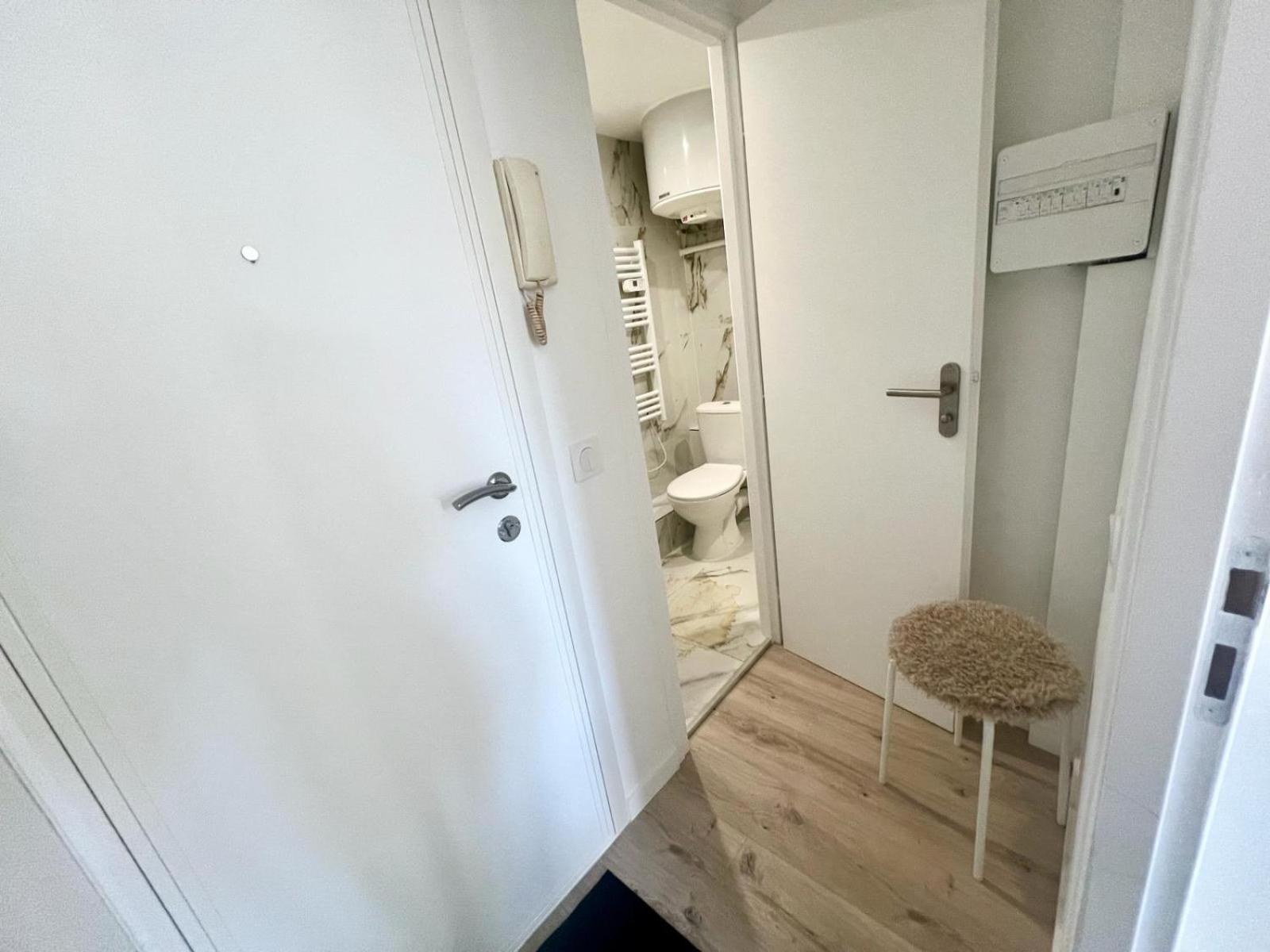 Studio Moderne Renove Avec Balcon Nice Buitenkant foto
